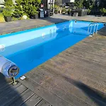 Fly & Pool Appartamento