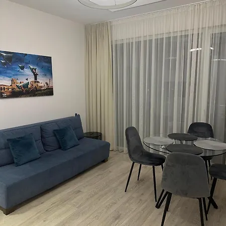 Apartment Fly & Pool Palanga
