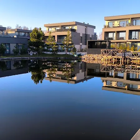 Apartman Fly&Pool Apartment *