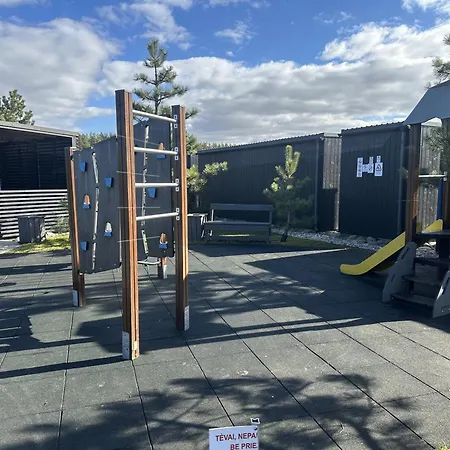 아파트 Fly&Pool Apartment 팔랑가