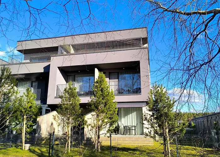 Apartman Fly&Pool Apartment