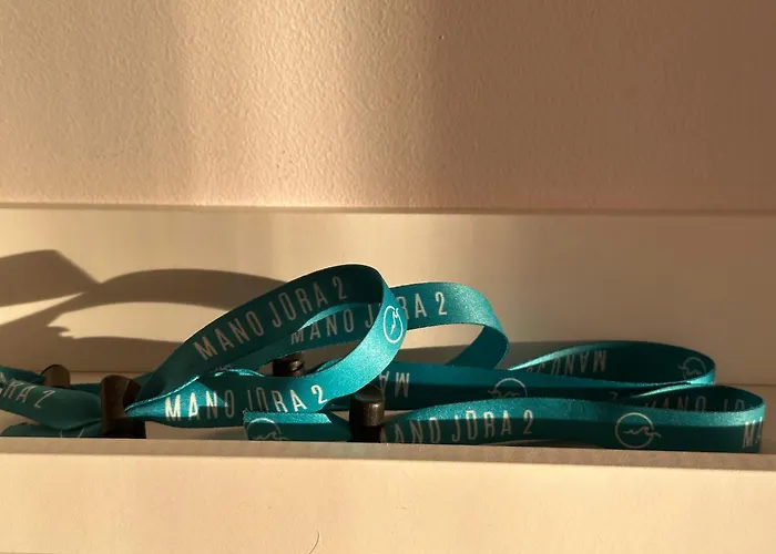 Fly&Pool Apartment Apartman